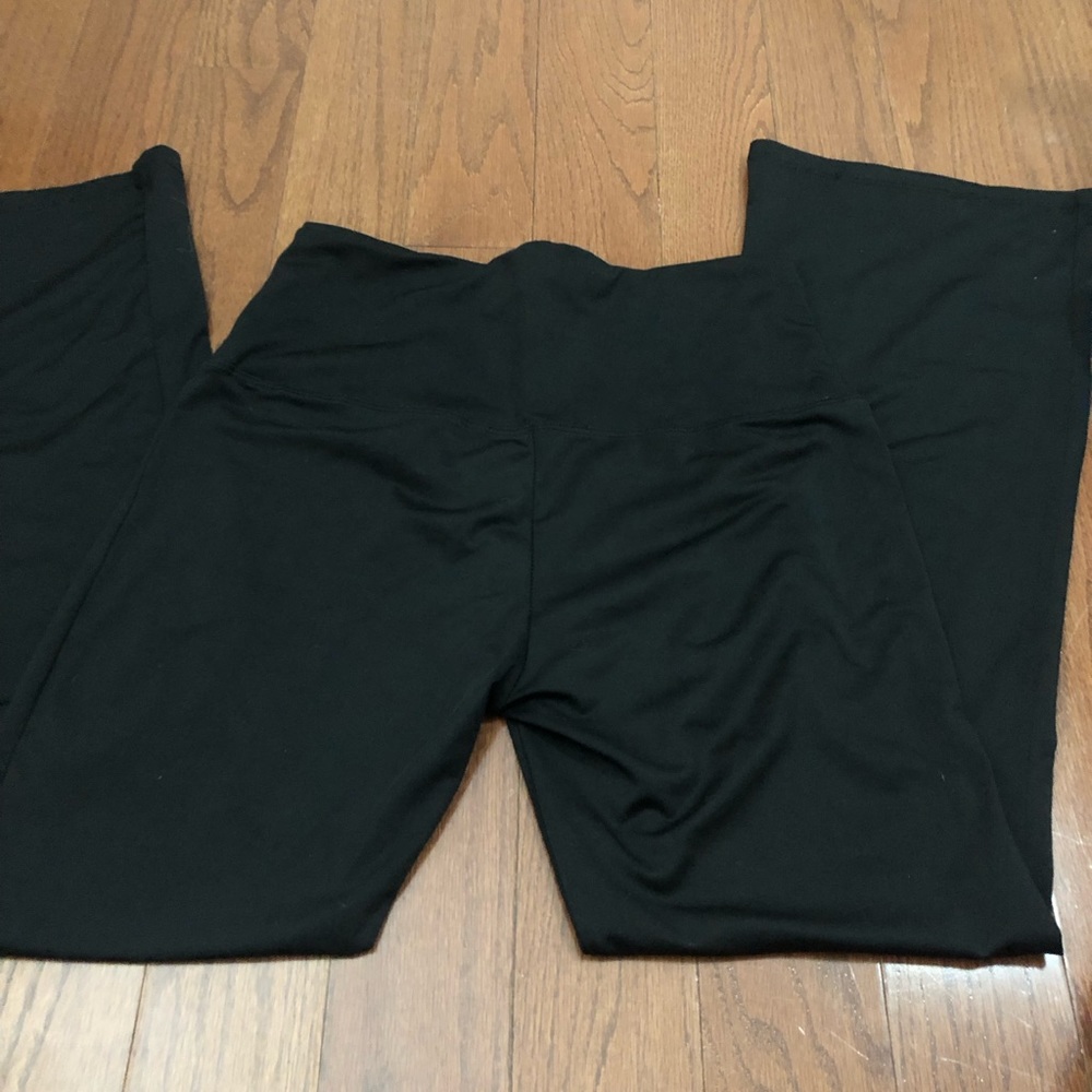Amazon Flare Leggings